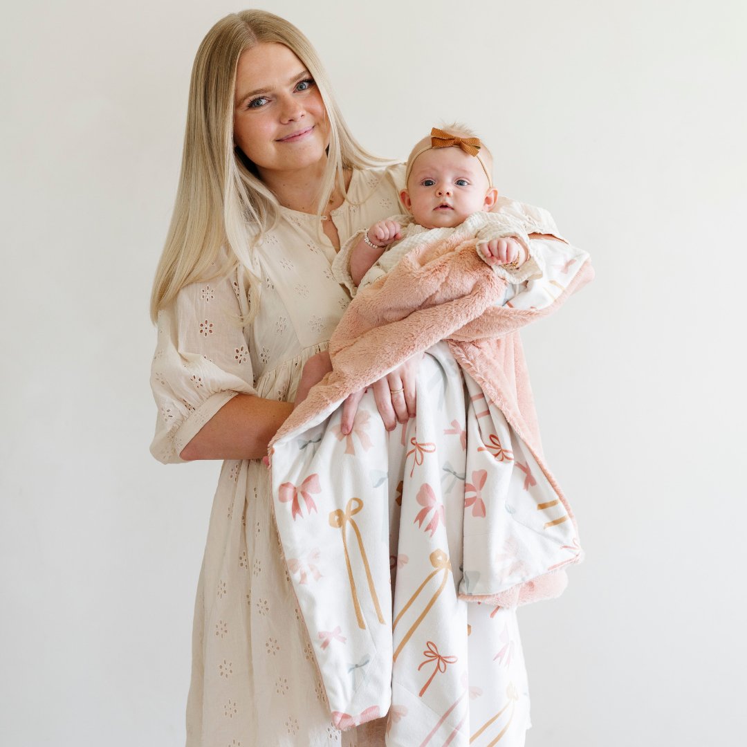 Minky/Lush Receiving Blankets by Saranoni, product image 3