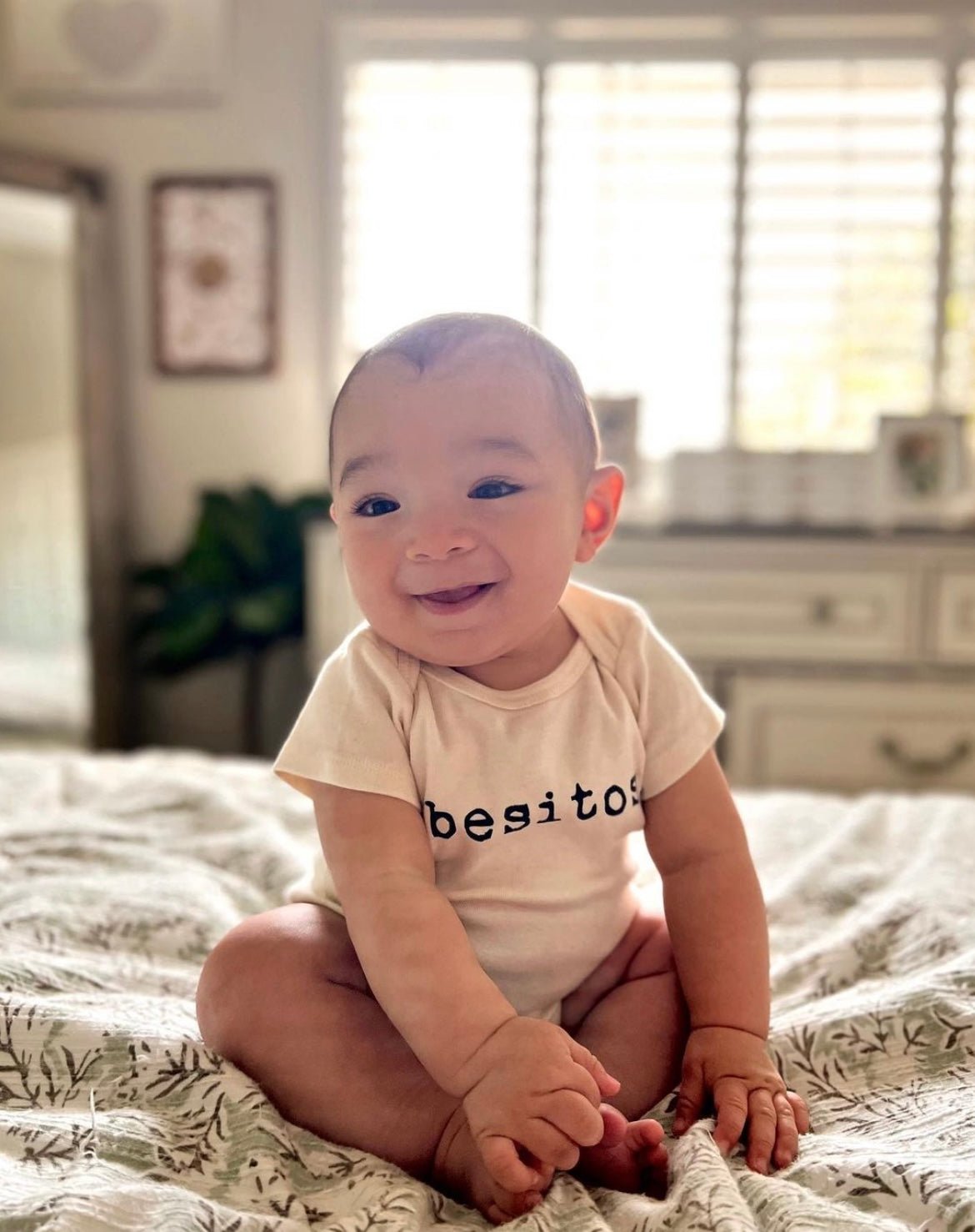 Besitos Organic Baby Bodysuit by Tenth & Pine, product image 5