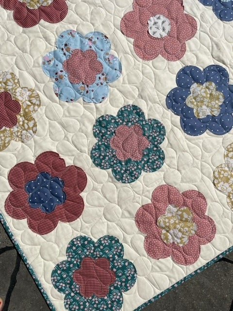 Pocket Full of Posies Quilt - Paper Print Version Mailed