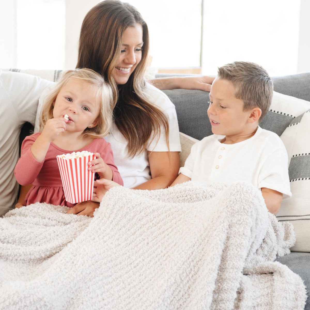 Ribbed Bamboni® XL Blankets by Saranoni, product image 6