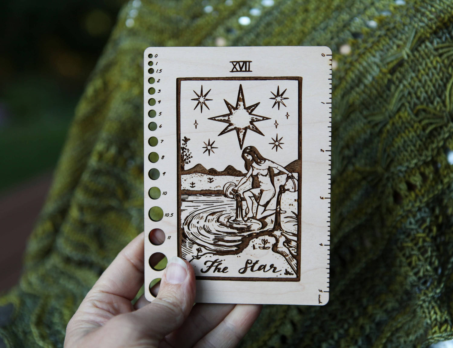 Maple Wood Moon Tarot Card Knitting Needle Gauge & 5