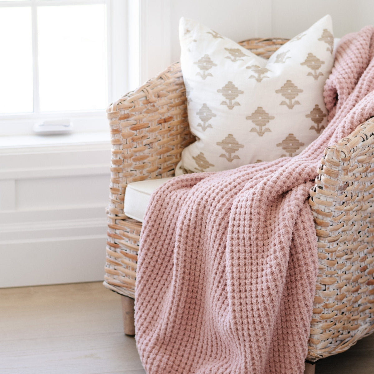 Waffle Knit Toddler Blankets by Saranoni, product image 4